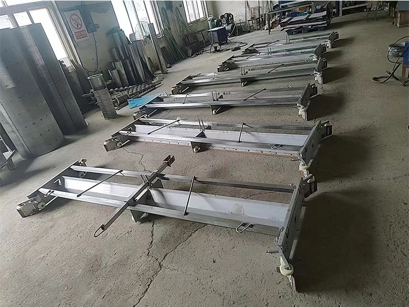 刮糞機工作原理